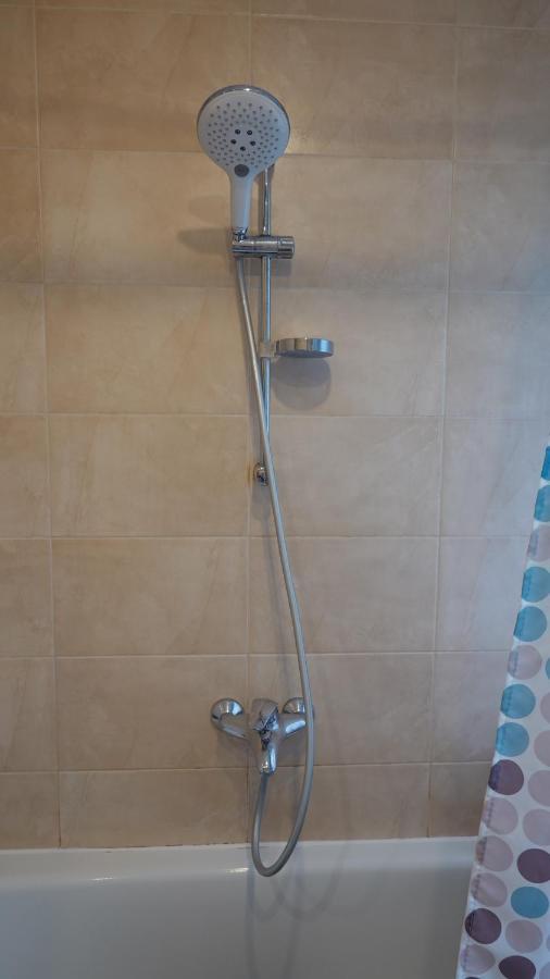 Cozy Telliskivi Apartment Near City Centre 塔林 外观 照片